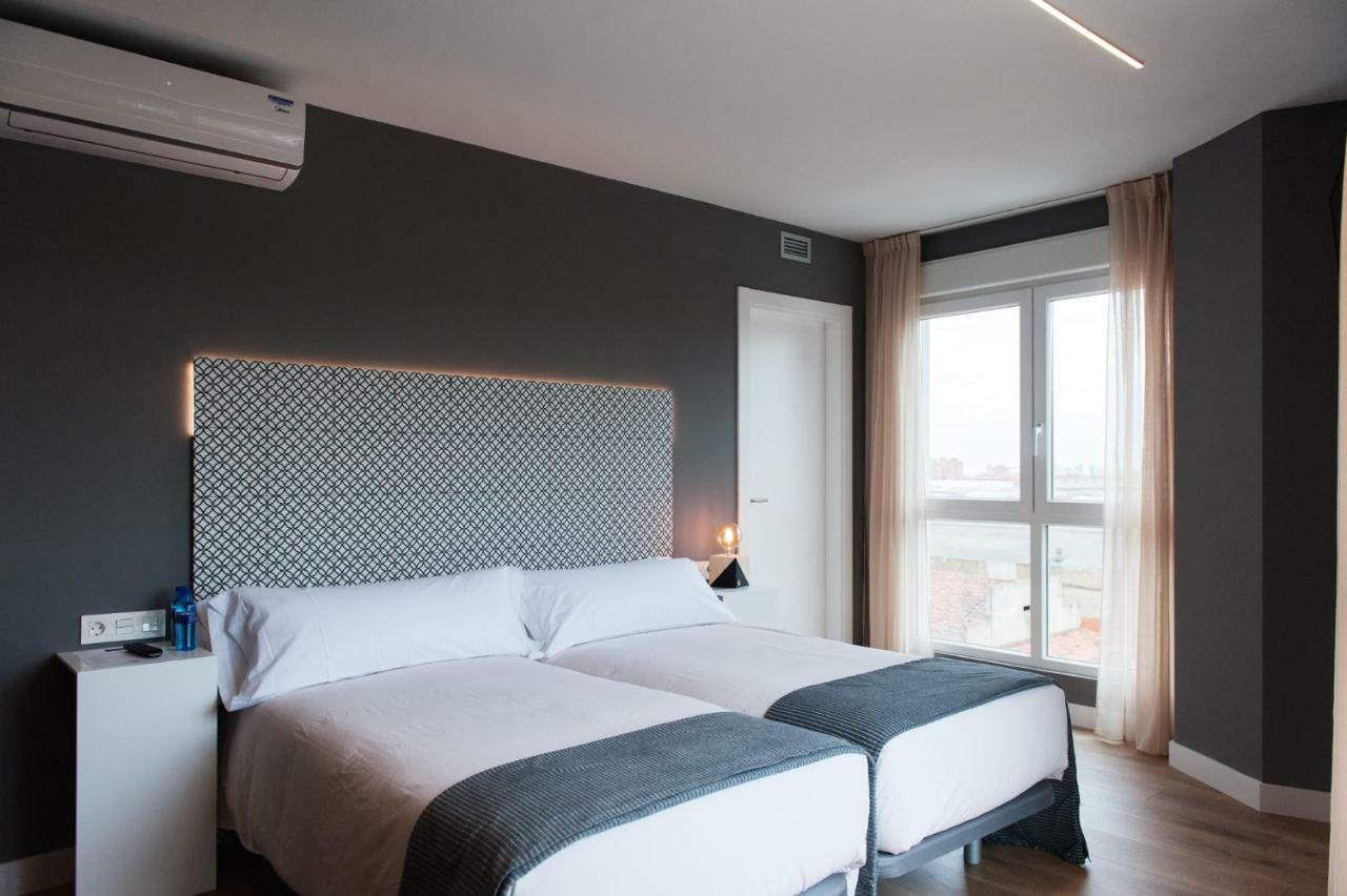 Rener Hotel Los Campones Gijon Exterior photo